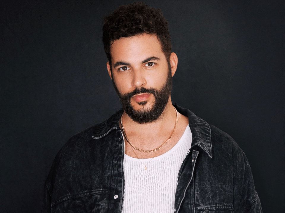 q-and-a-with-celebrity-makeup-artist-adam-burrell cover image