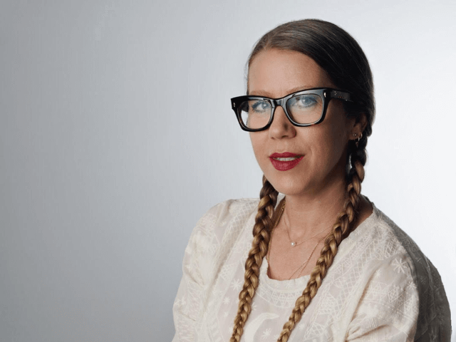 q-and-a-with-celebrity-makeup-artist-fiona-stiles cover image