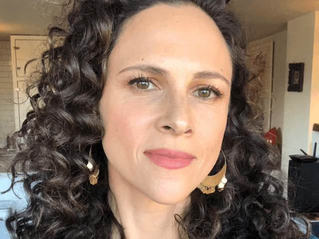 q-and-a-with-celebrity-makeup-artist-gita-bass cover image