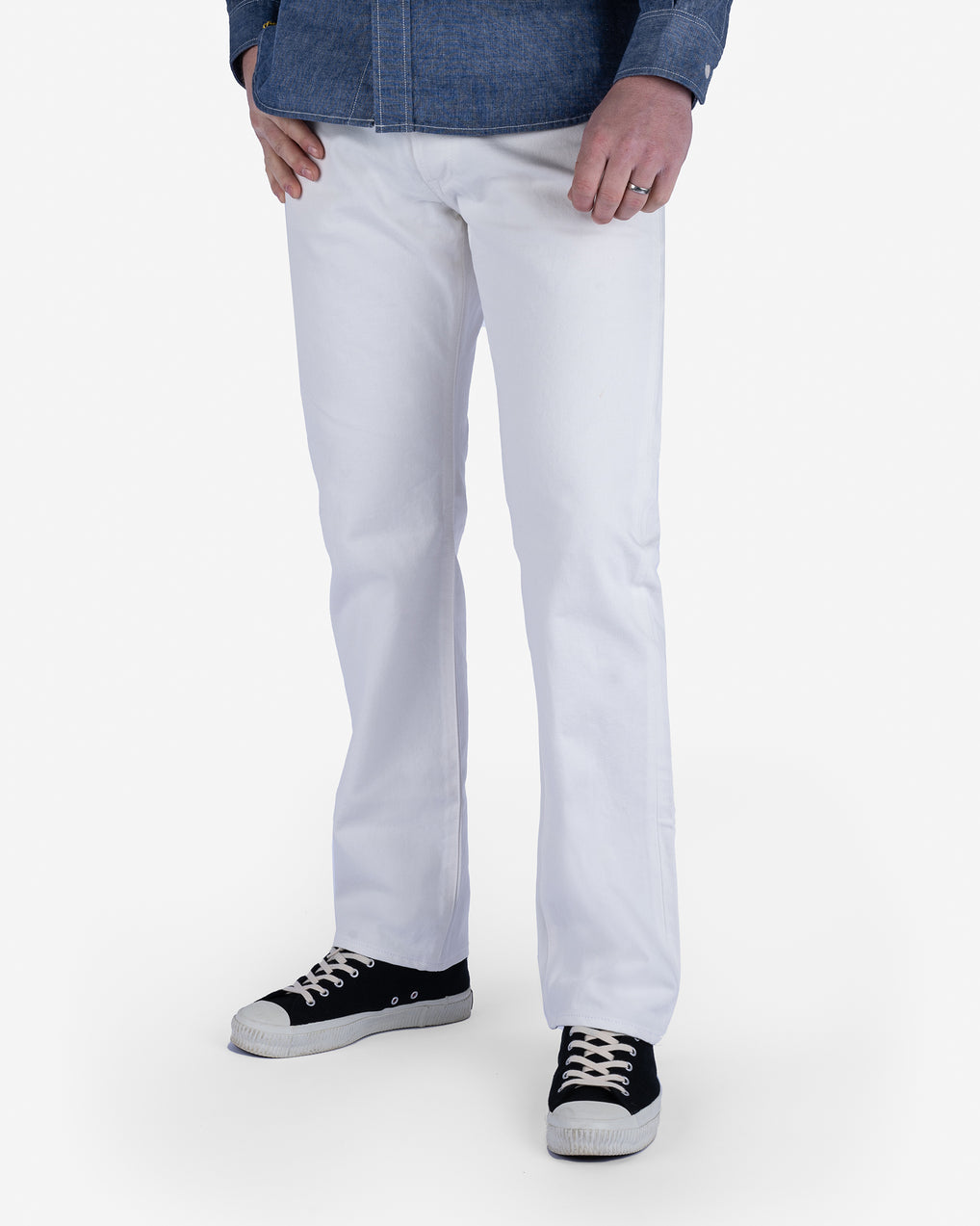 13.5oz Denim Relaxed Tapered Cut Jeans - White