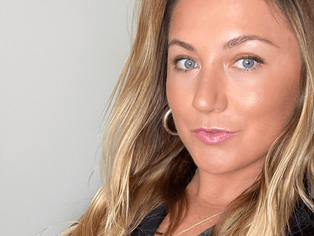 q-and-a-with-celebrity-makeup-artist-tobi-henney cover image