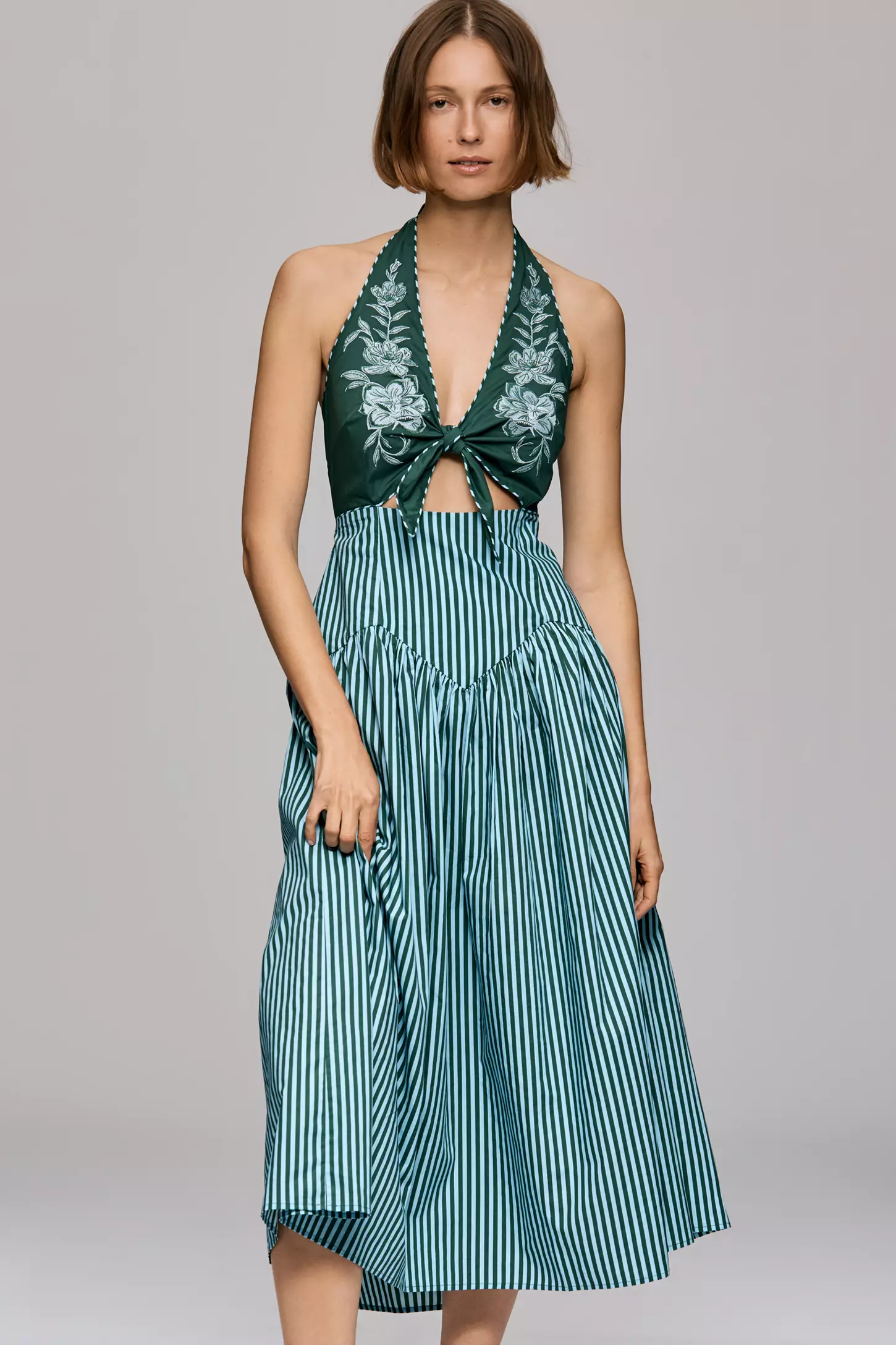 farm rio x anthropologie pleated drop waist maxi dress Farm Rio x Anthropologie Pleated Drop-Waist Maxi Dress Size S Red Floral