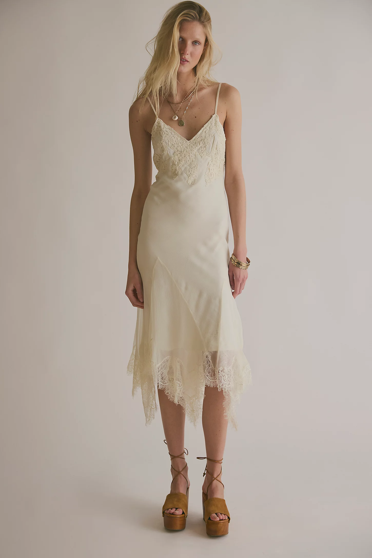 knee length dresses for ladies Elegant Lace Plus Size V-Neck Mermaid Long Sleeve Wedding Dress