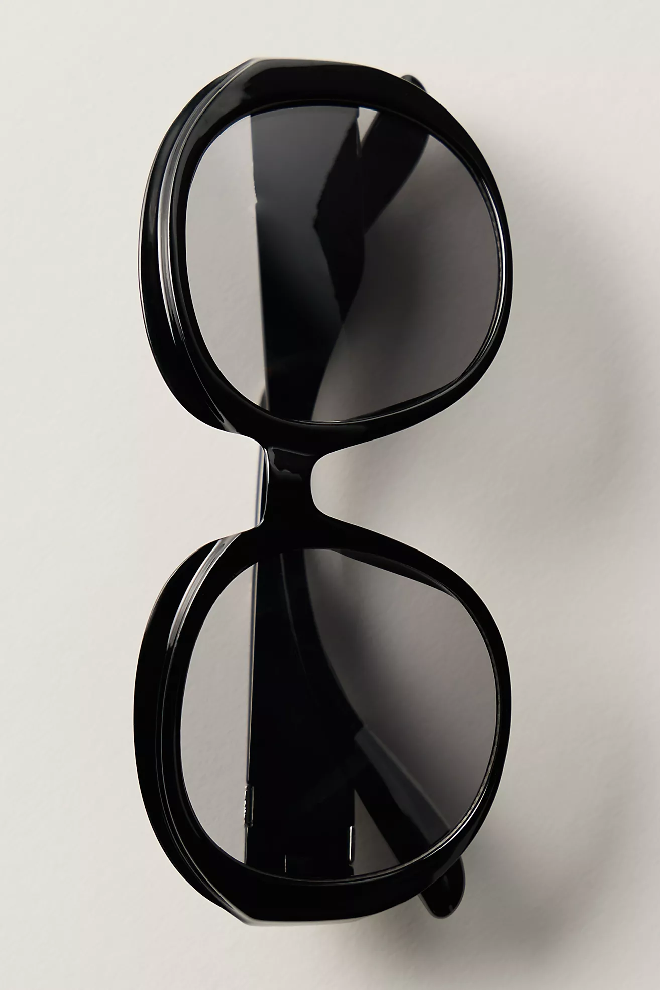 Arlo Oversized Round Sunglasses