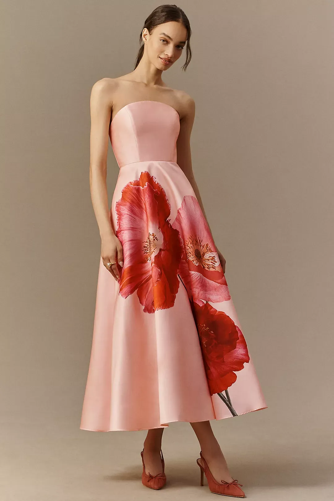 chinese dress ladies Windsor Brianna Satin Strapless High Slit Column Dress in Green | Size: S