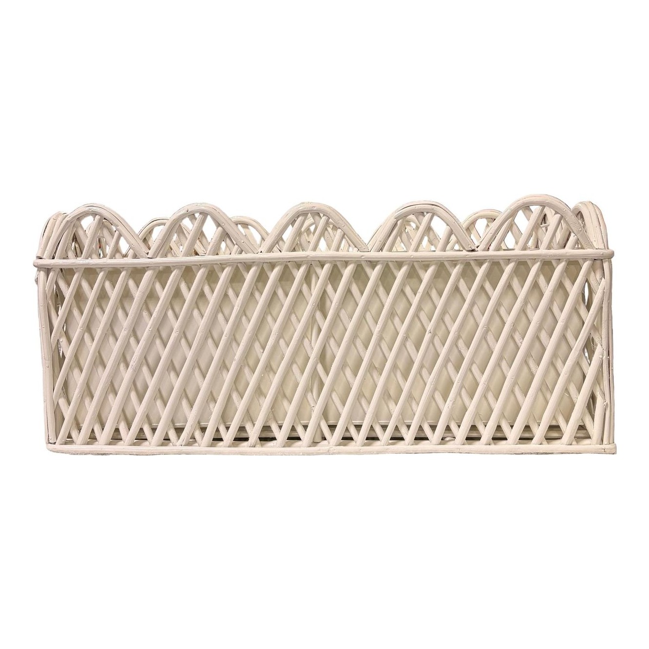 Jumbo Natural Rectangular Rattan Scalloped Planter - Thumbnail 2